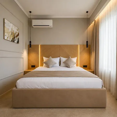 Boomerang Boutique 4*