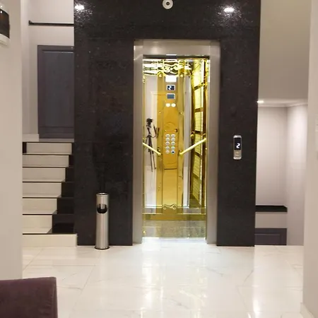 Boomerang Boutique Hotel