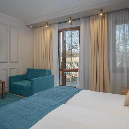 Boomerang Boutique 4*