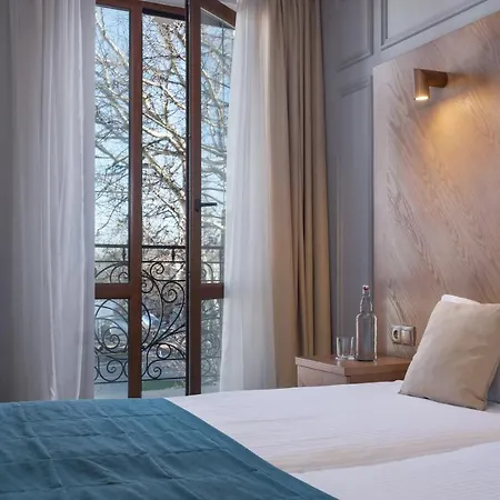 Boomerang Boutique 4*