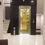 Boomerang Boutique Hotel